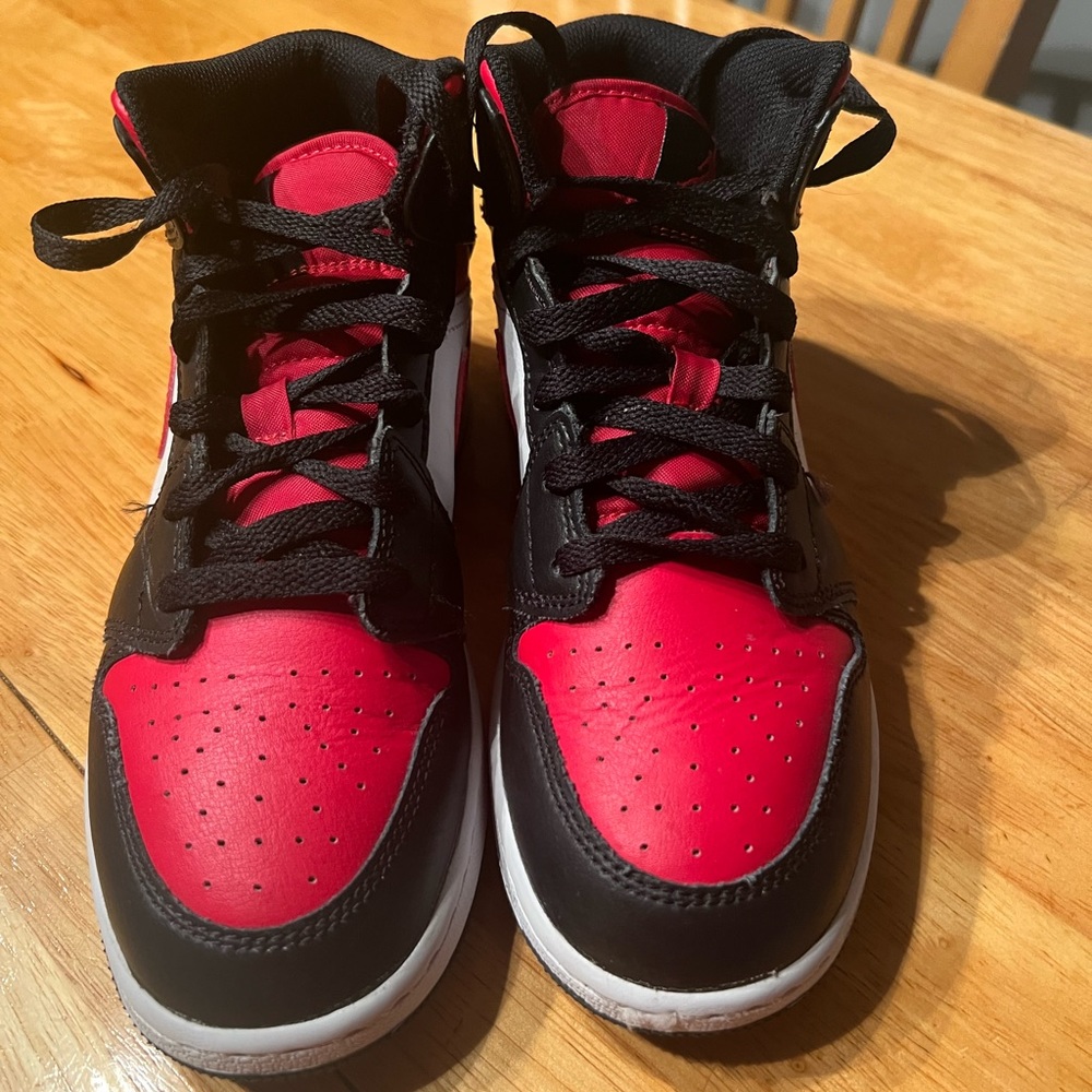 Nike Air Jordan 1s Youth Size 5